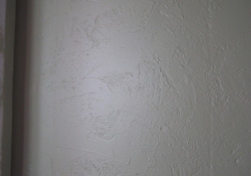 The Art of Hand-Applied Texture on Drywall